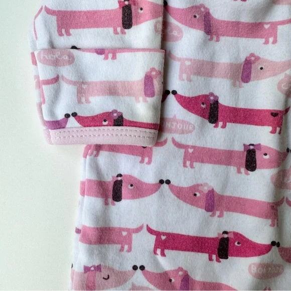 Magmetic Me Dachshund Dog Print One Piece and 2 Hats - Picture 3 of 6